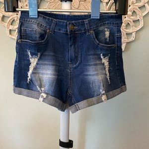 Denim distressed shorts